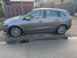 Mercedes-Benz B 250 DCT - - Mercedes-Benz B 250 von privat