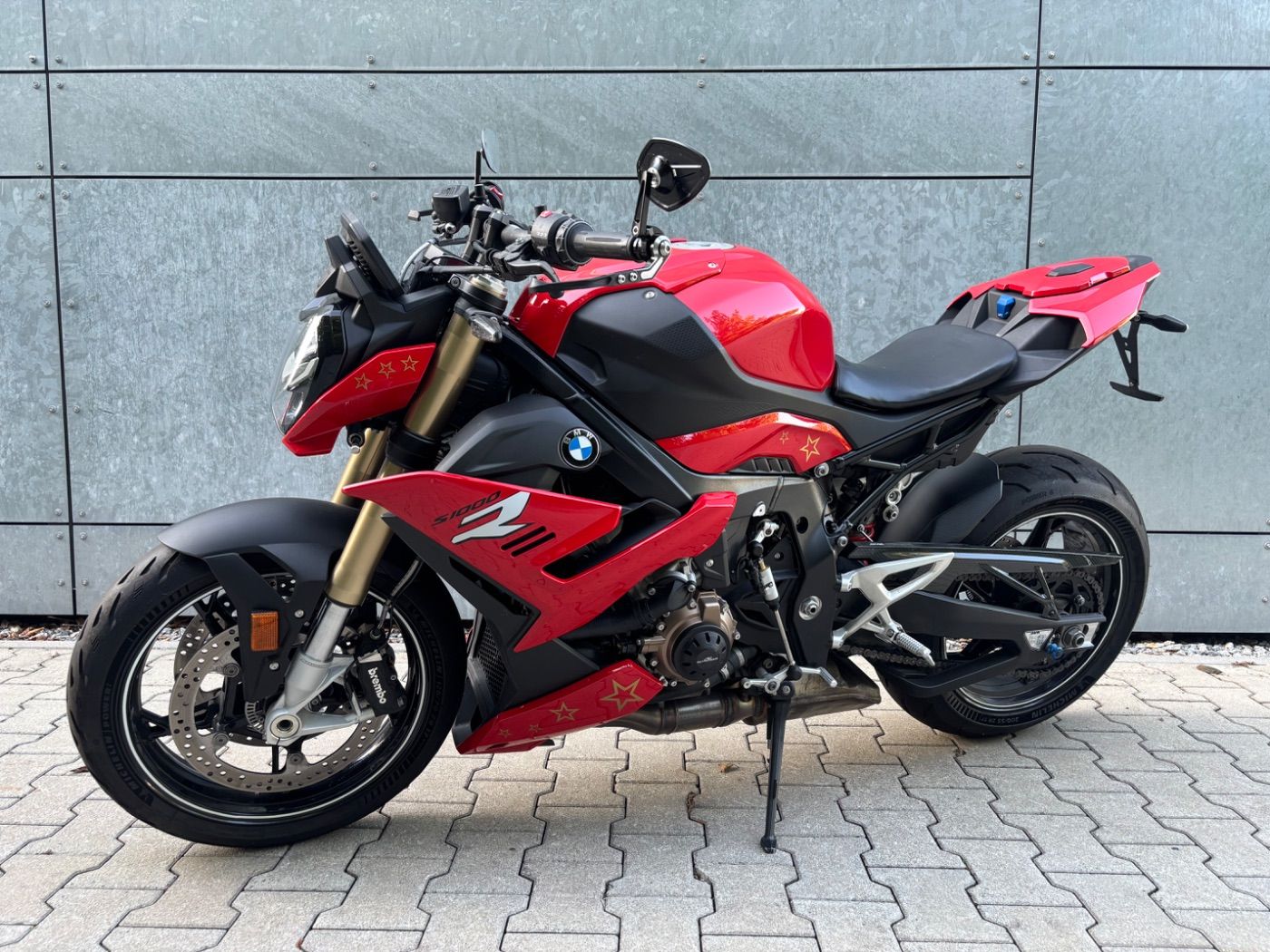 Fahrzeugabbildung BMW S 1000 R Dynamikpaket Kurzer Kennzeichenhalter