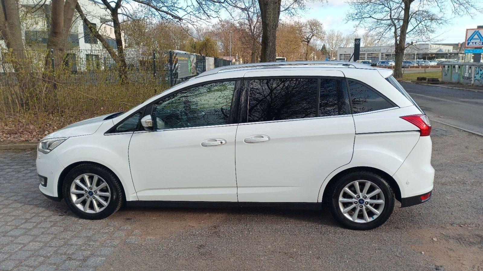 FORD C-Max