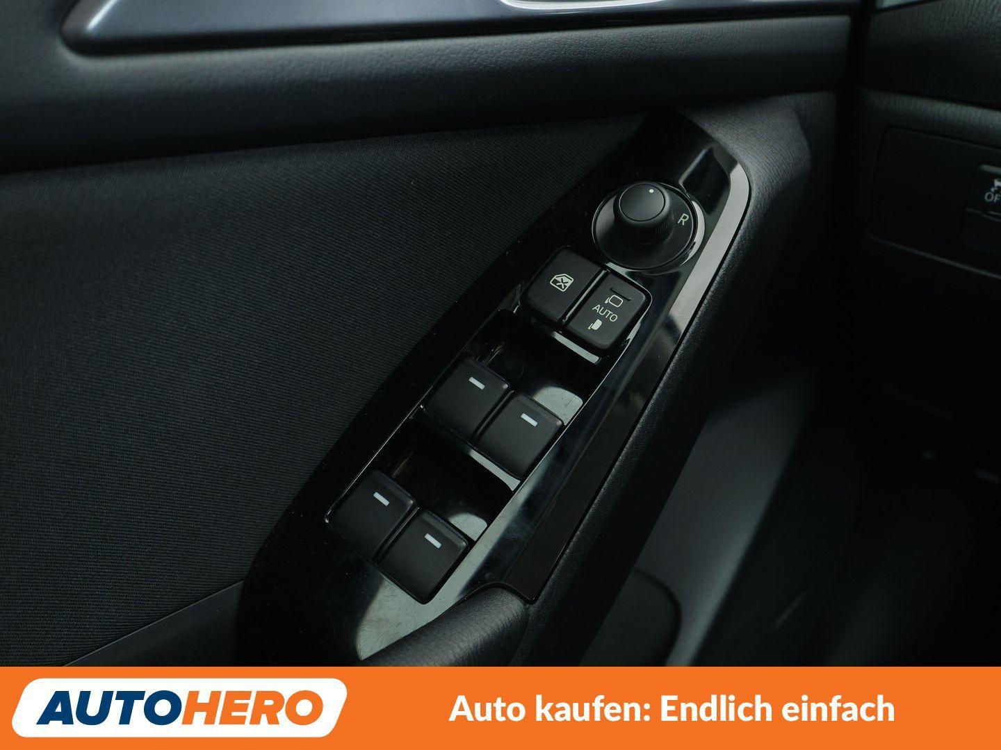 Mazda 3 2.0 Sports-Line *NAVI*LED*HUD*CAM*TEMPO*
