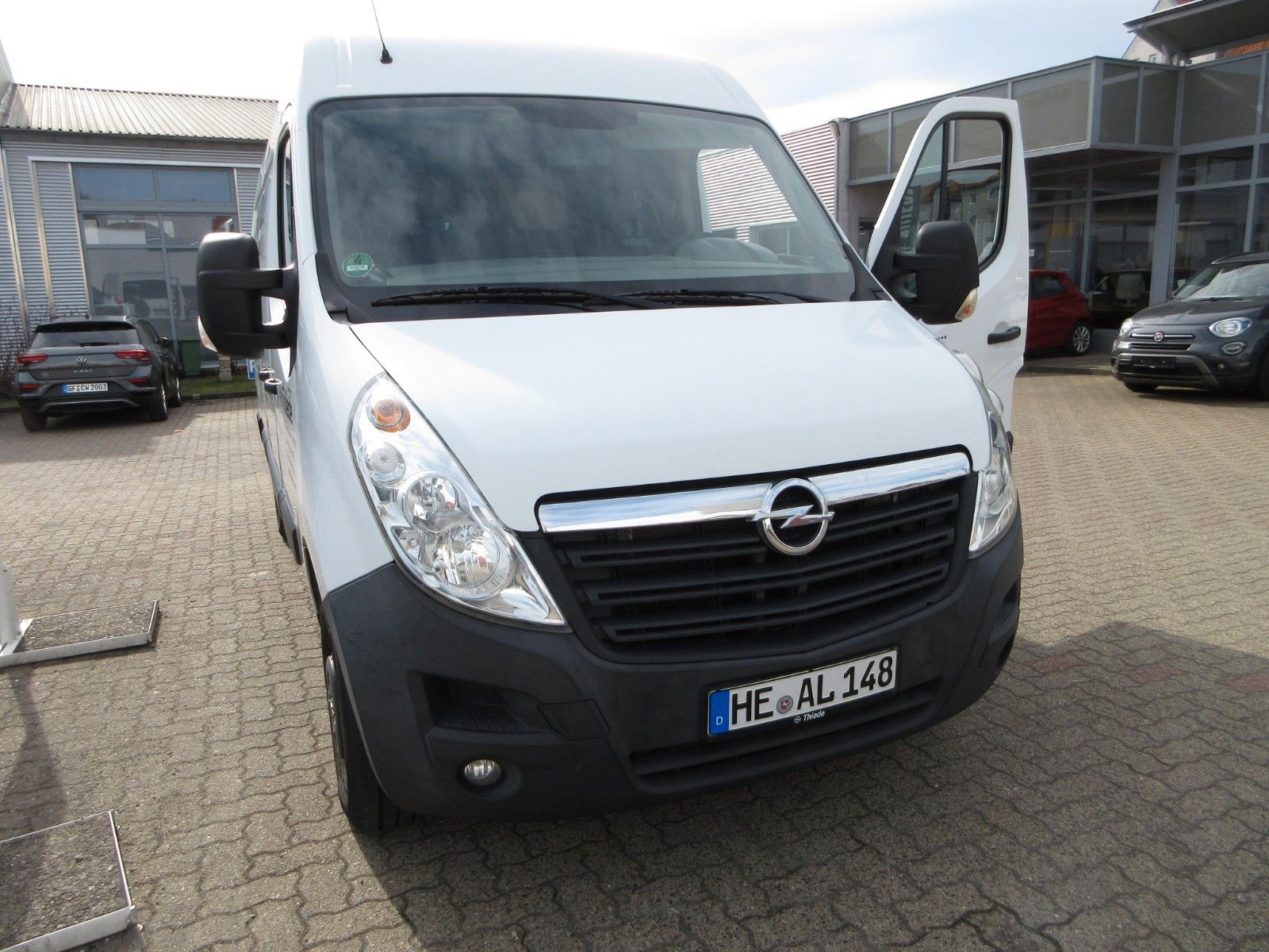 Fahrzeugabbildung Opel Movano L2H2 Kasten 2.3D 100KW  3,5t  6-Gang PDC