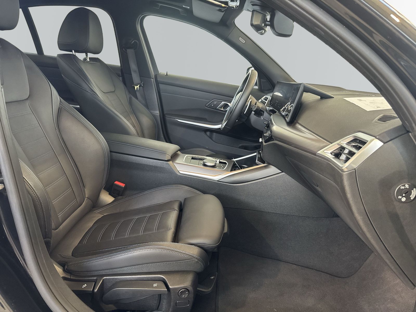 BMW 330 - Bild 11