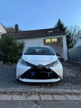 Toyota Aygo (X) 1,0-l-VVT-i x-play x-play - Toyota Aygo (X) von privat