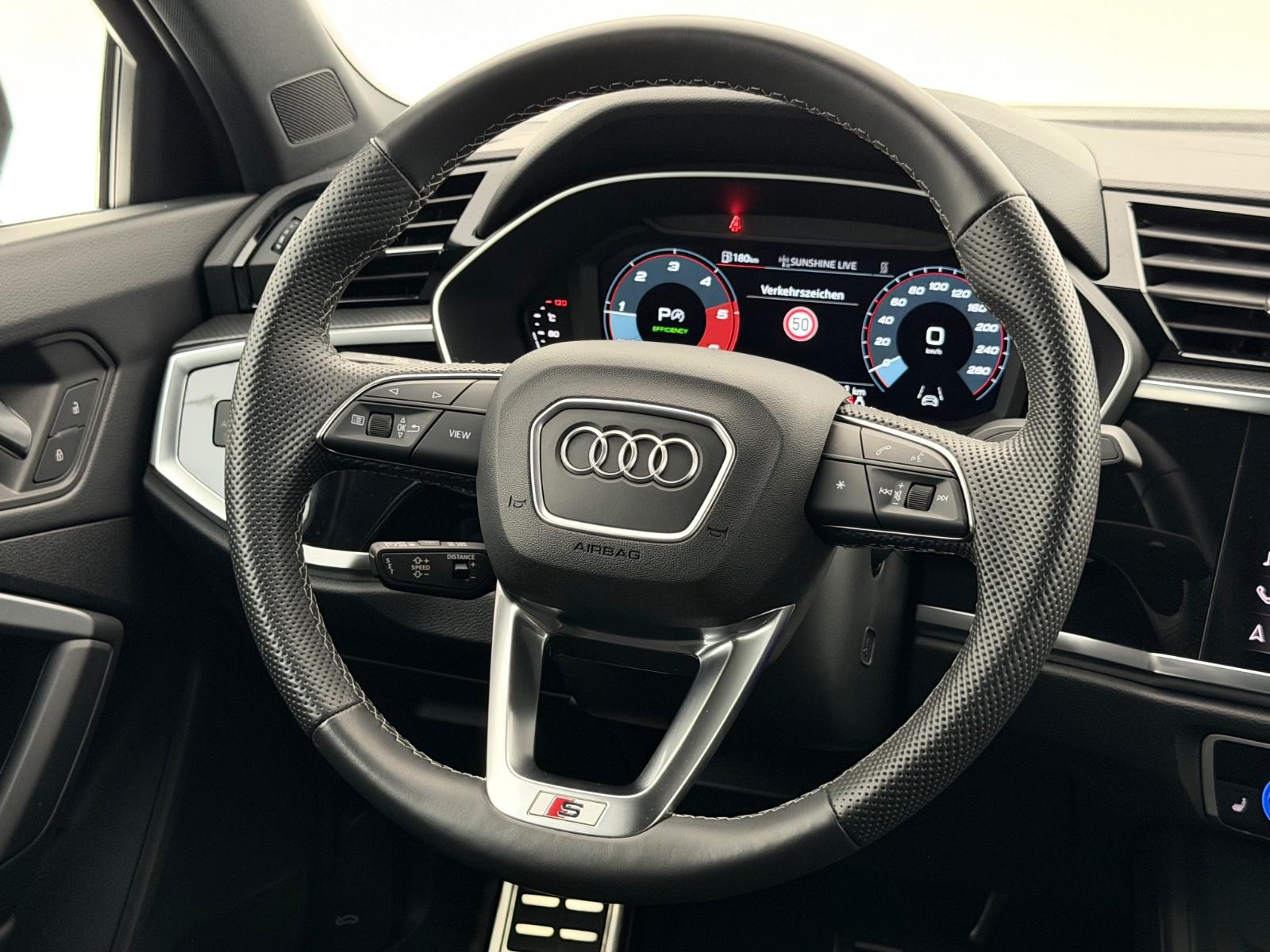 Audi Q3 35 TDI*S LINE*LED-R.KAM-AHK-SHD-MMI-KESSY — 30
