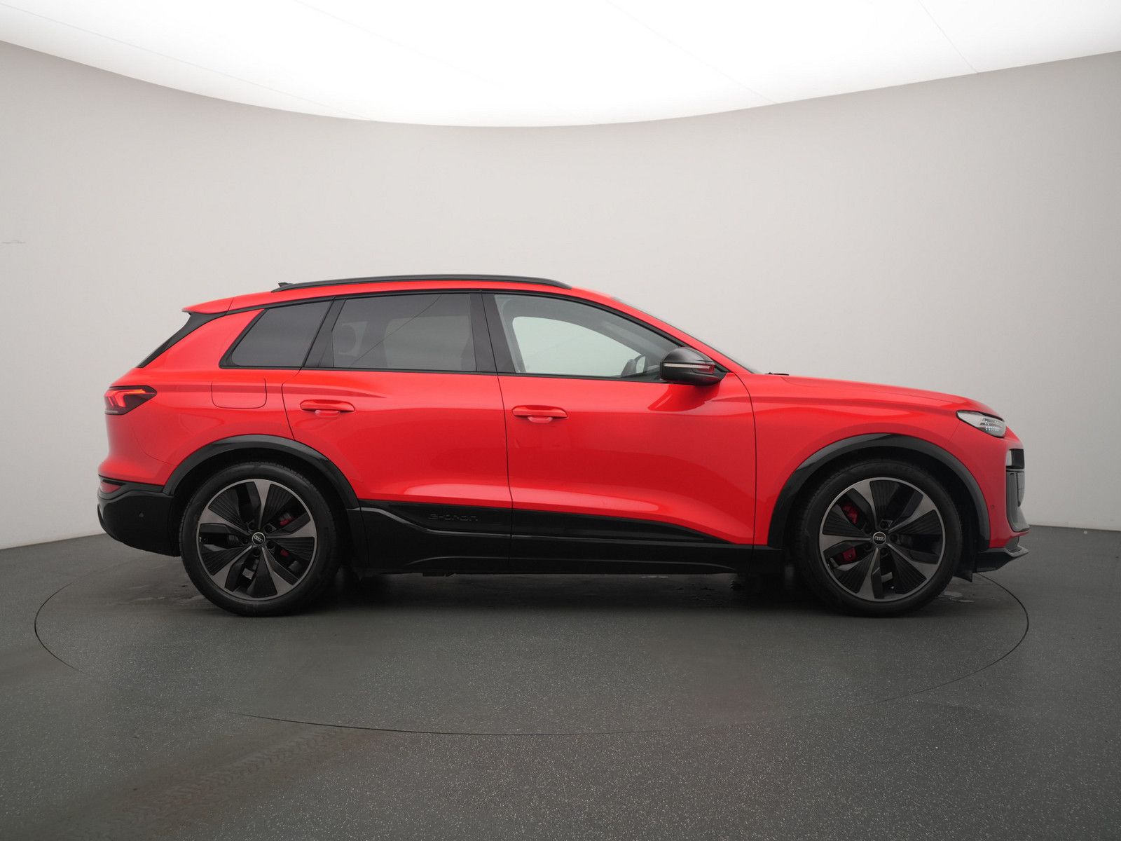 Audi SQ6 e-tron - Bild 3