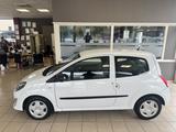 Renault Twingo Authentique 2.Hand Allwetterreifen - gebrauchte Renault Twingo aus dem Jahr 2010