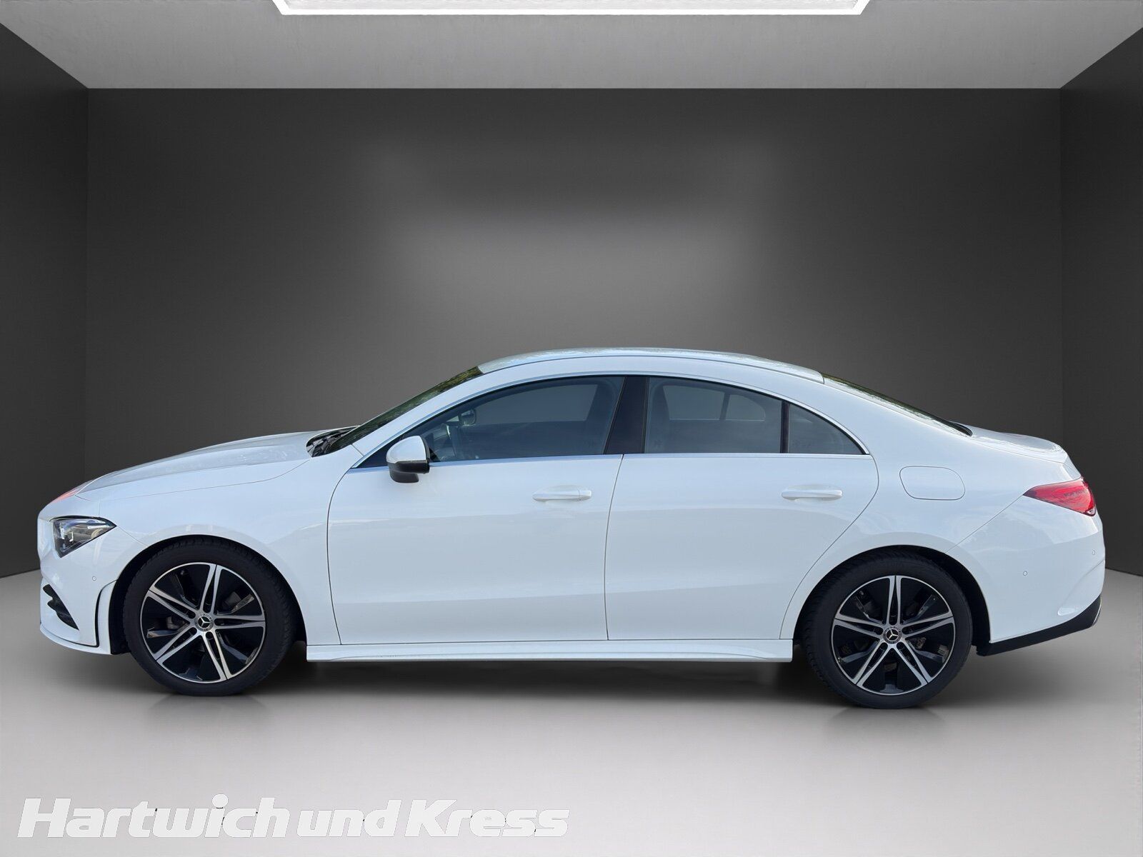 Mercedes-Benz CLA 180 AMG Line Ambiente LED CarPlay Klima BC foto 4