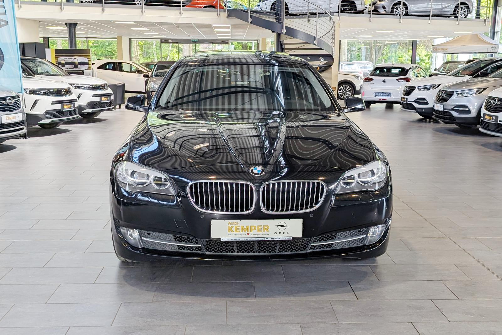 BMW 520 d Limousine *AHK*Schiebedach*Navi*