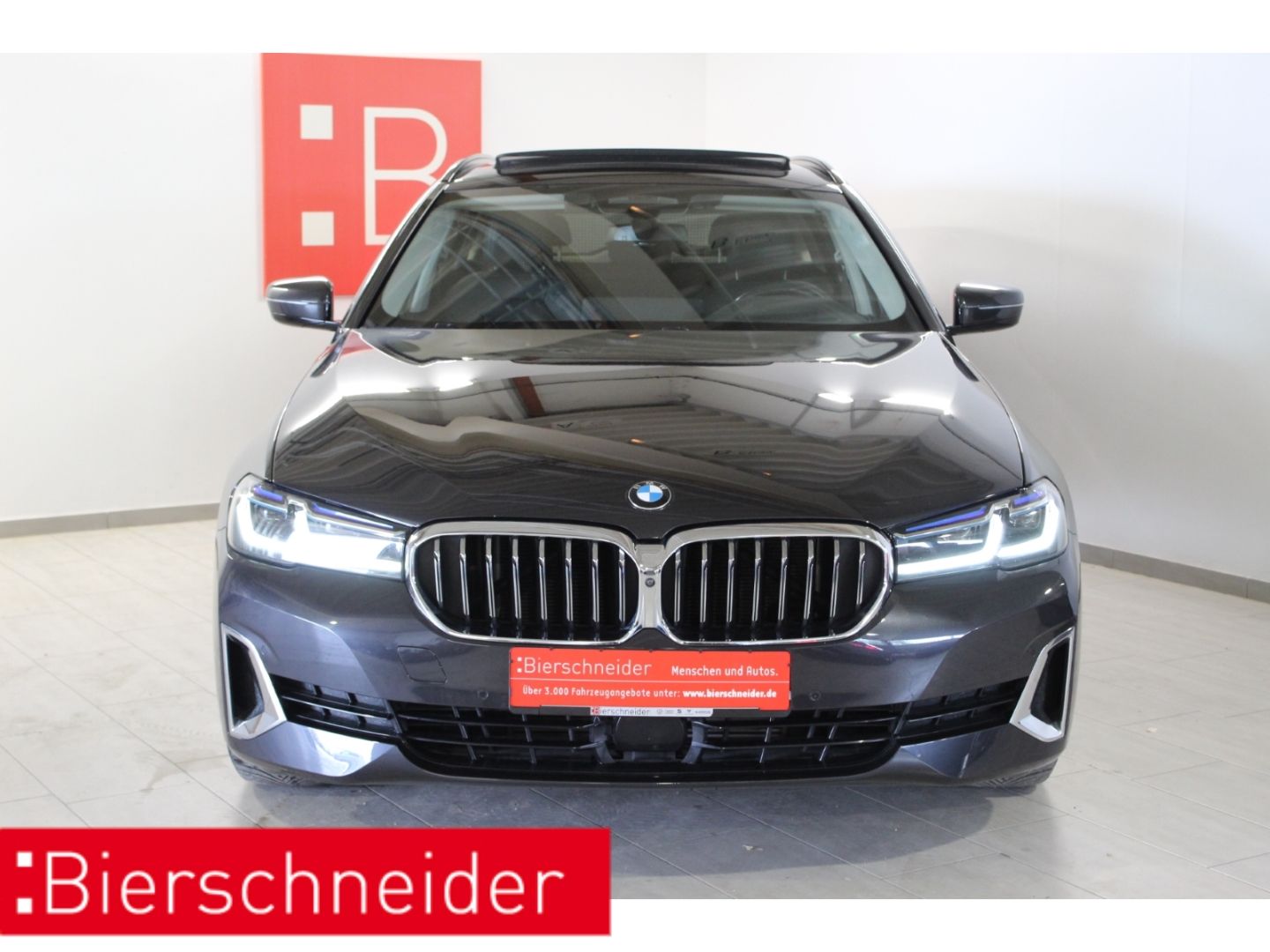 BMW 520 d Touring Luxury Line PANO AHK LASER DA-Prof imagem 3
