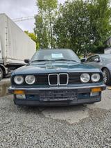 BMW E30 320i Cabrio, Bj. 1988, 189.308 km ... - BMW 320 Cabrio 1988 320i mit Benzin-Antrieb