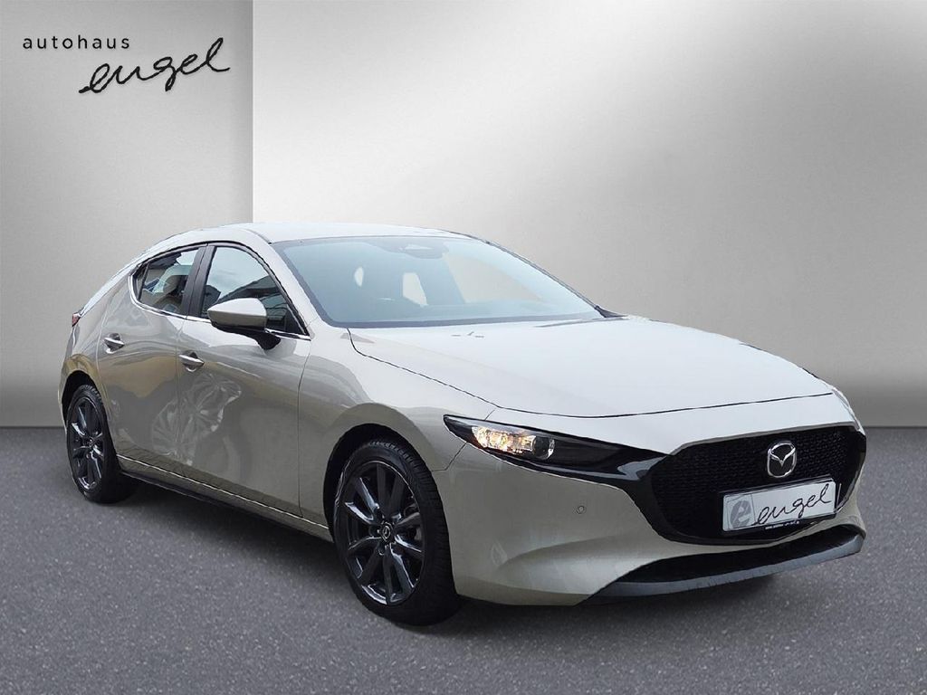 Mazda 3 — fotografia 3