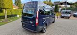 Ford Transit Custom L2H2, Selbstfahrer mit Rollilift - Ford Transit mit Diesel-Antrieb: Behindertengerecht