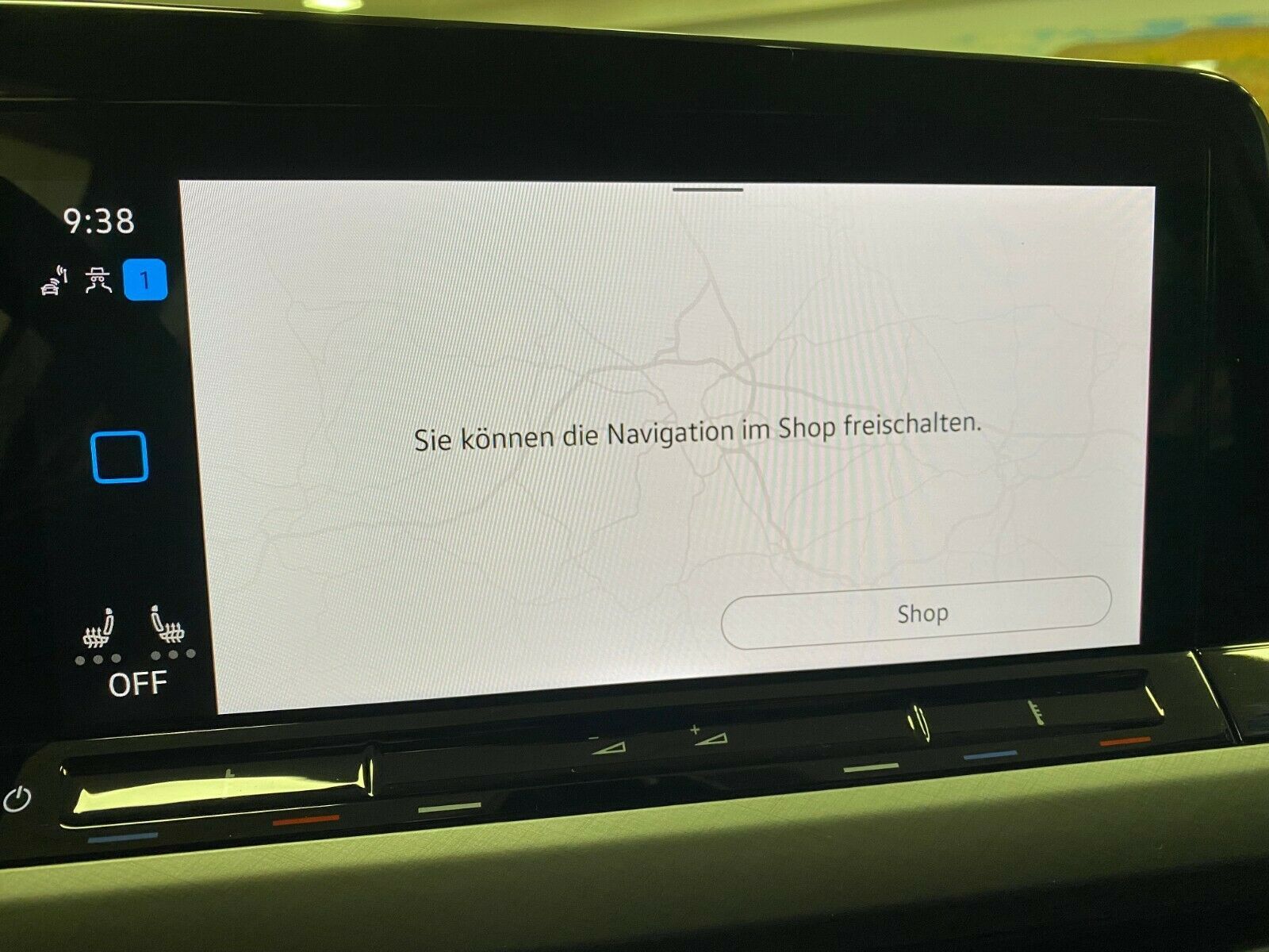 Fahrzeugabbildung Volkswagen Golf 8 1.5 TSI Life Variant+ACC+APP Connect+LED+