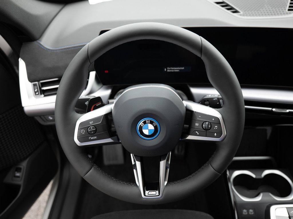 BMW iX1 - Bild 11