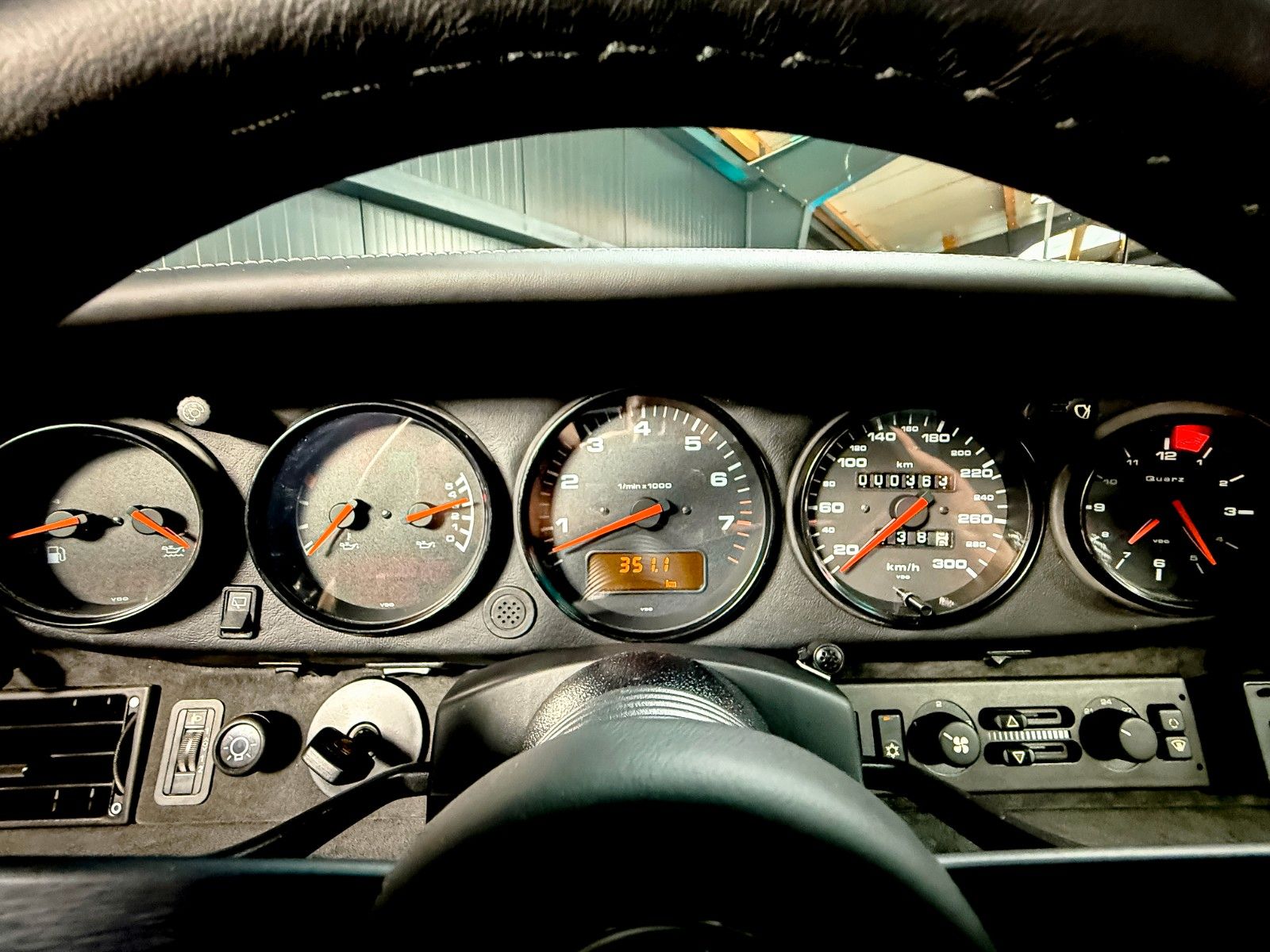 Fahrzeugabbildung Porsche 911 Kimaera 1 of 28