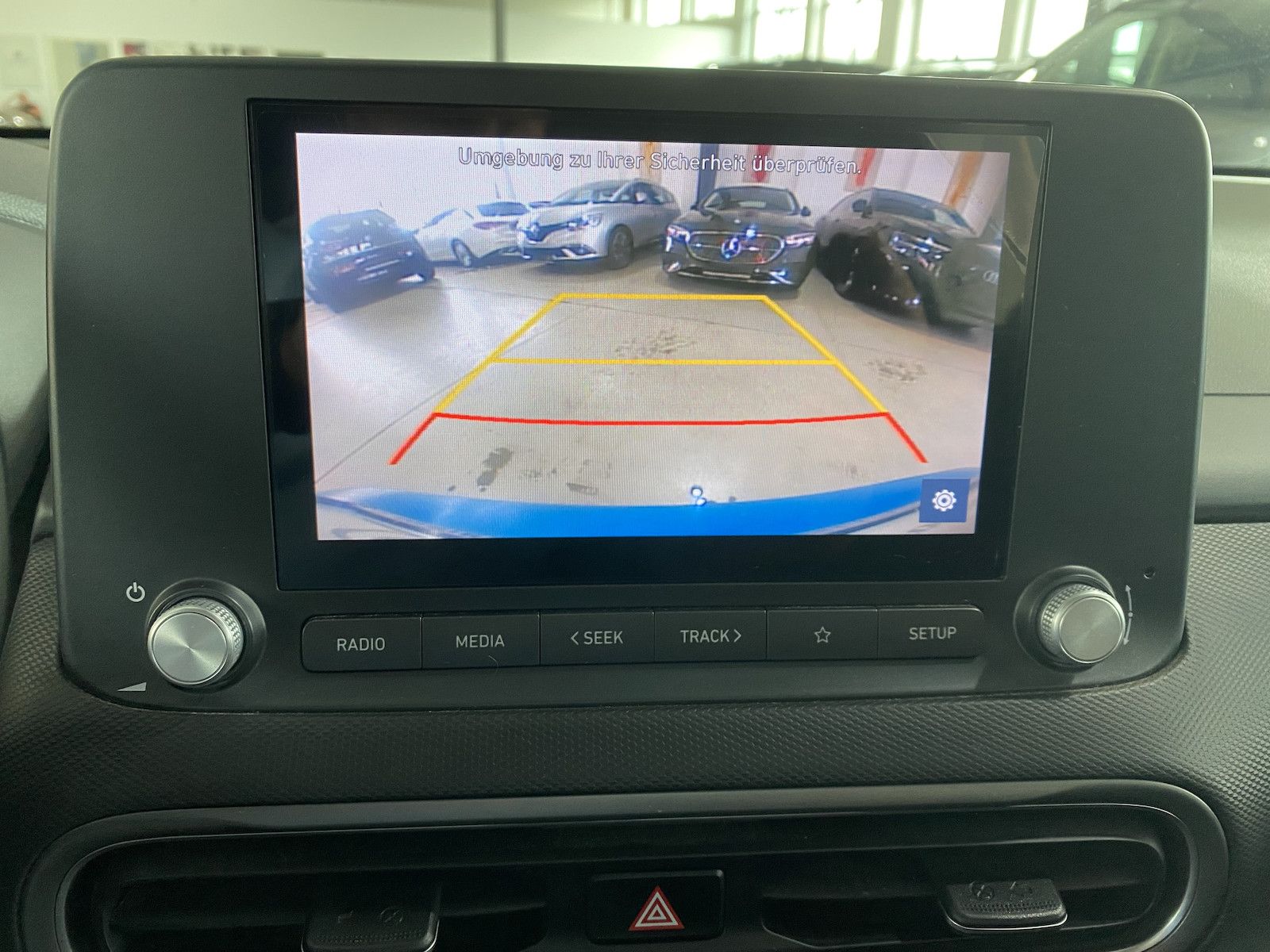 Fahrzeugabbildung Hyundai Kona Select/Navi/RFK/ACC/On-Board-3-Phasen/