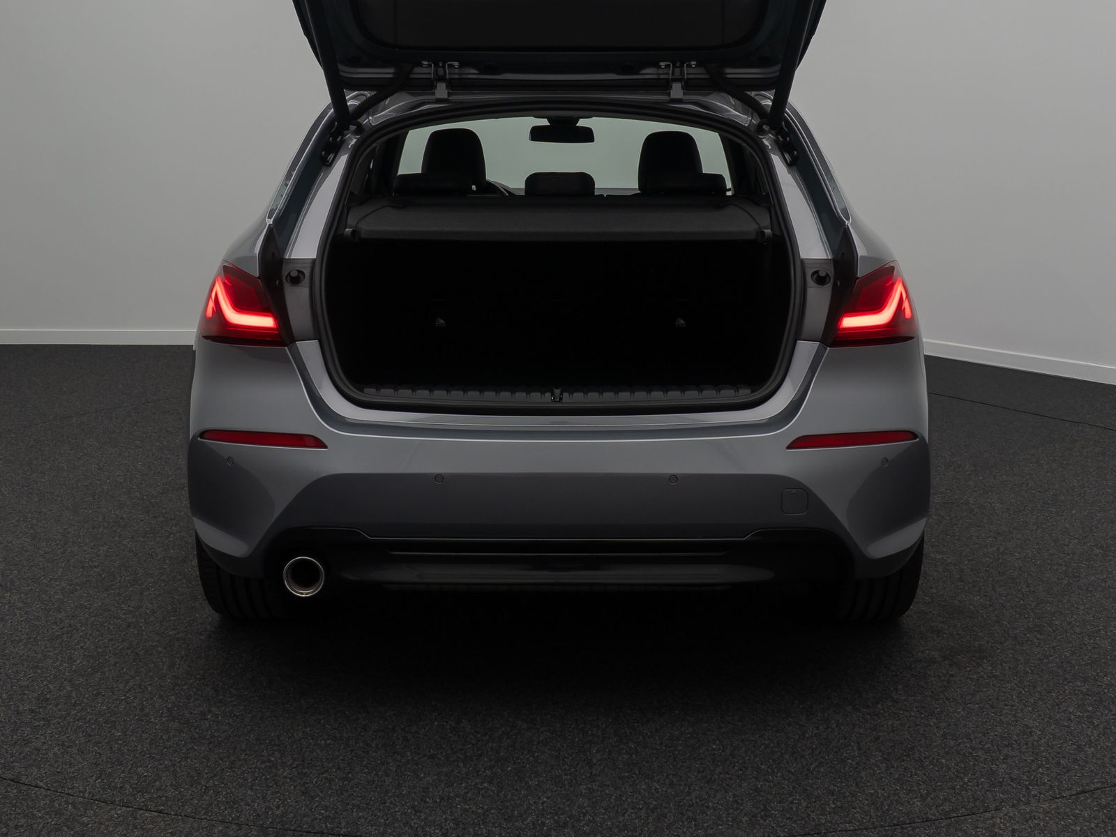 Fahrzeugabbildung BMW 118i Sport Line DAB CockPitPr PDC Fernlichtassis