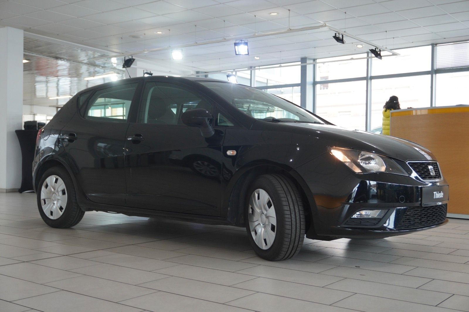 Fahrzeugabbildung SEAT Ibiza 1.4 TDI STYLE 5-TÜR NAVI/TEMP./PDC/NEBEL