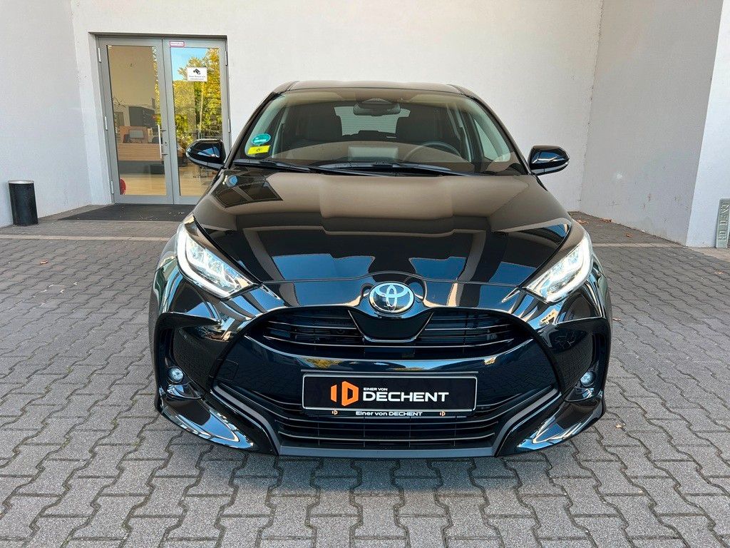 Fahrzeugabbildung Toyota Yaris Hybrid Teamplayer Comfortpaket