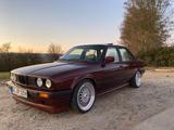 BMW Schöner BMW E30 320i - BMW 320 aus 1987: 320i