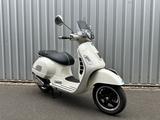 Vespa GTS 300 weiß - ROLLER 300