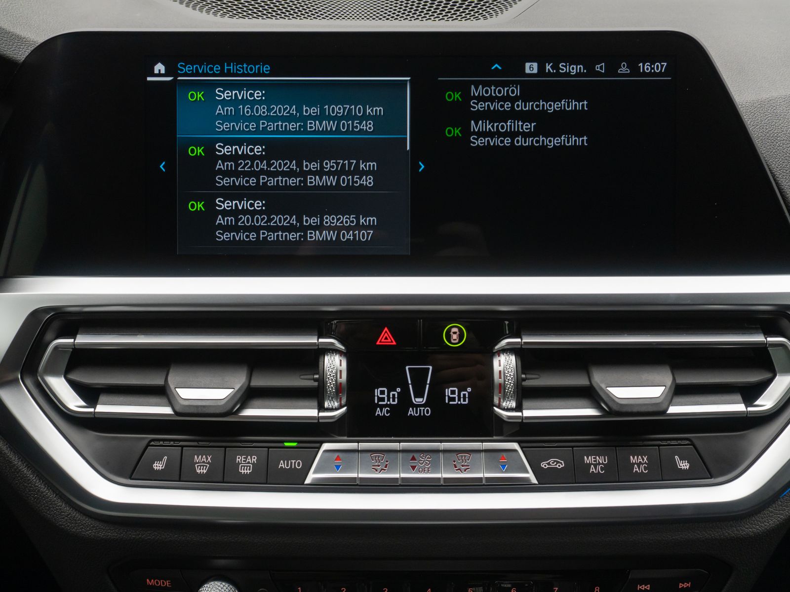 Fahrzeugabbildung BMW 330e M Sport Laser DAB Alarm HUD H/K Komfort 18"