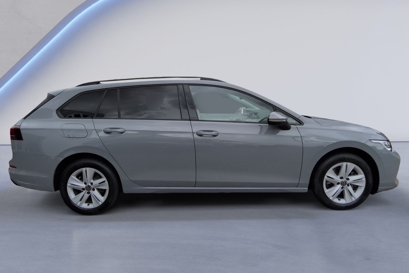 Golf VIII Variant 2.0TDI DSG Life KAMERA+LED+AHK