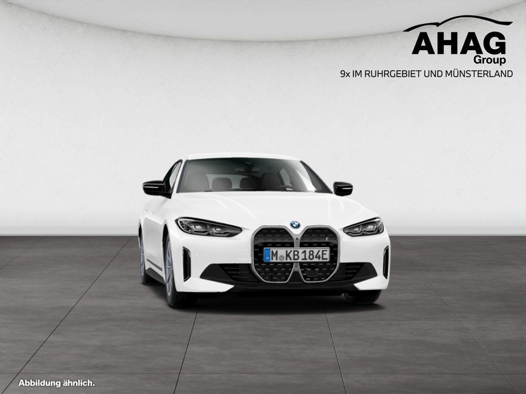 BMW i4 - Bild 10
