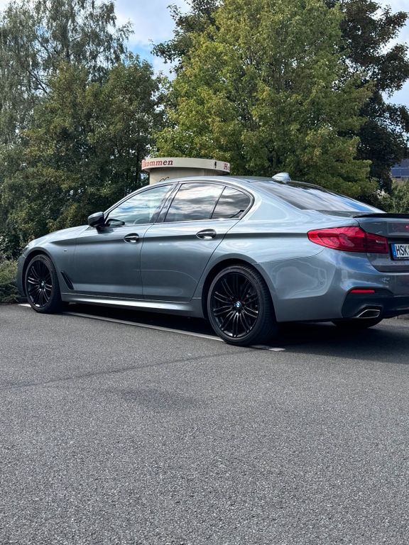 Image of BMW 520