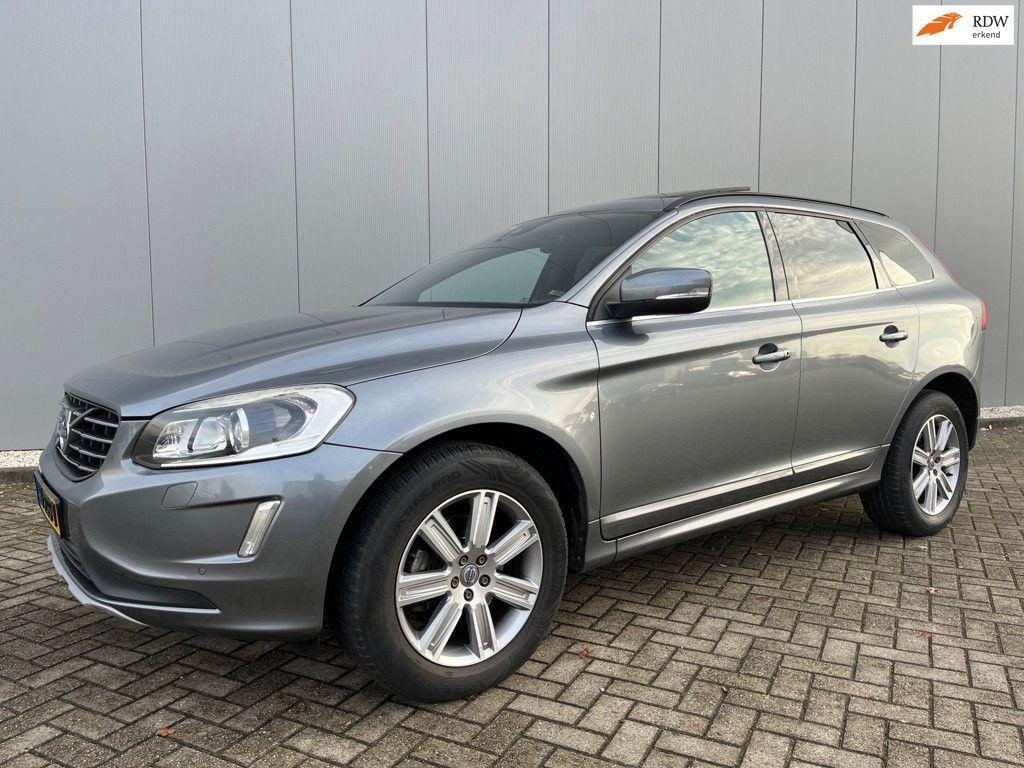 Volvo XC60 2.0 D4 FWD Summum/ PANO