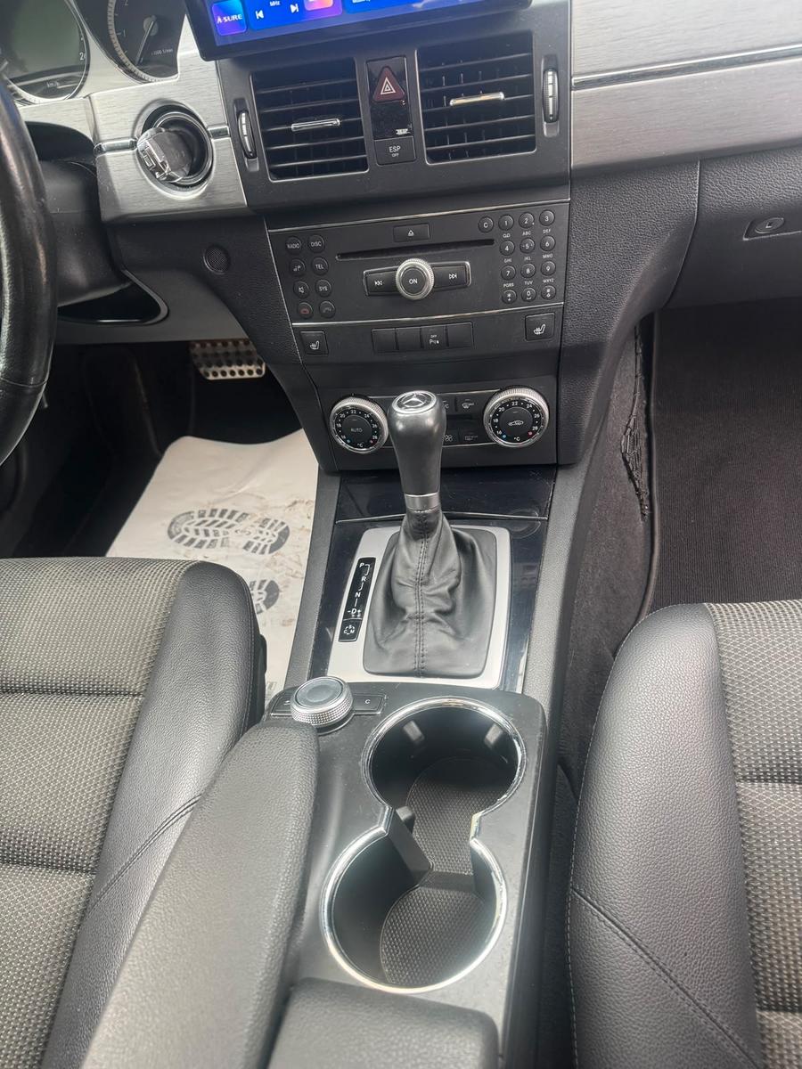 Mercedes-Benz GLK220 2009 — photo 21