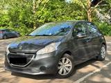 Peugeot 208 1.0 Active SPORTSITZE-KLIMA-PDC-BLUETOOTH - Peugeot: Sports