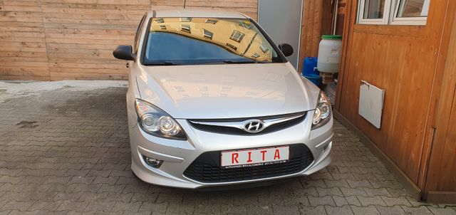 Hyundai i30 1.6 CRDi, Nichtraucher, 1 Hand