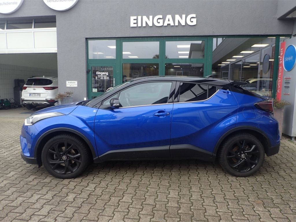Fahrzeugabbildung Toyota C-HR 1.2T Style Selection AHK LED Allrad Totwink