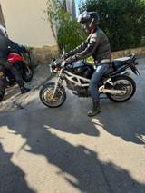 Suzuki SV 650 - SUZUKI 2000 SV650