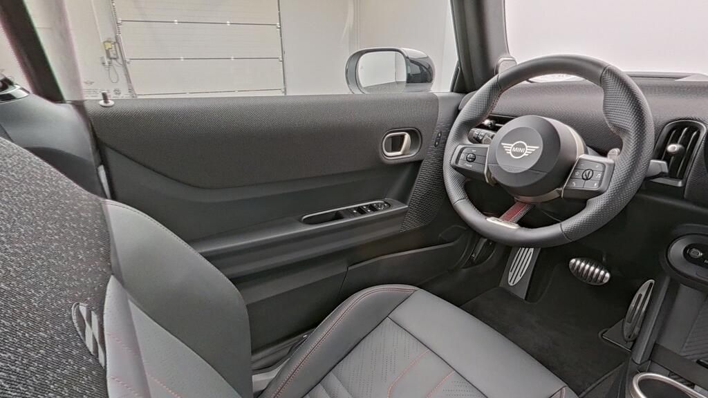 MINI John Cooper Works Cabrio - Bild 11