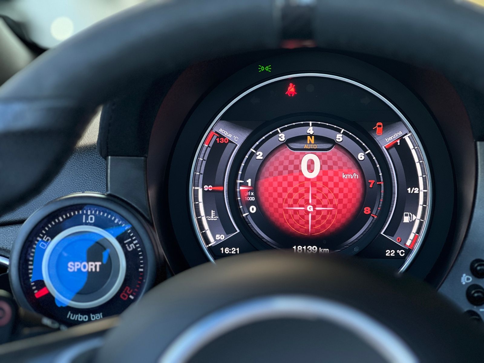 Fahrzeugabbildung Abarth 595C esseesse BEATS XENON NAVI ALU
