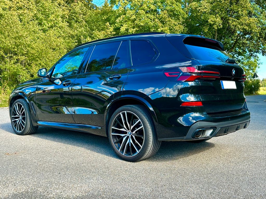 Image of BMW X5