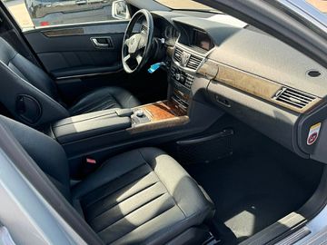 Mercedes E 350 - 4