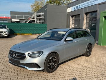 Mercedes E 220 - 4