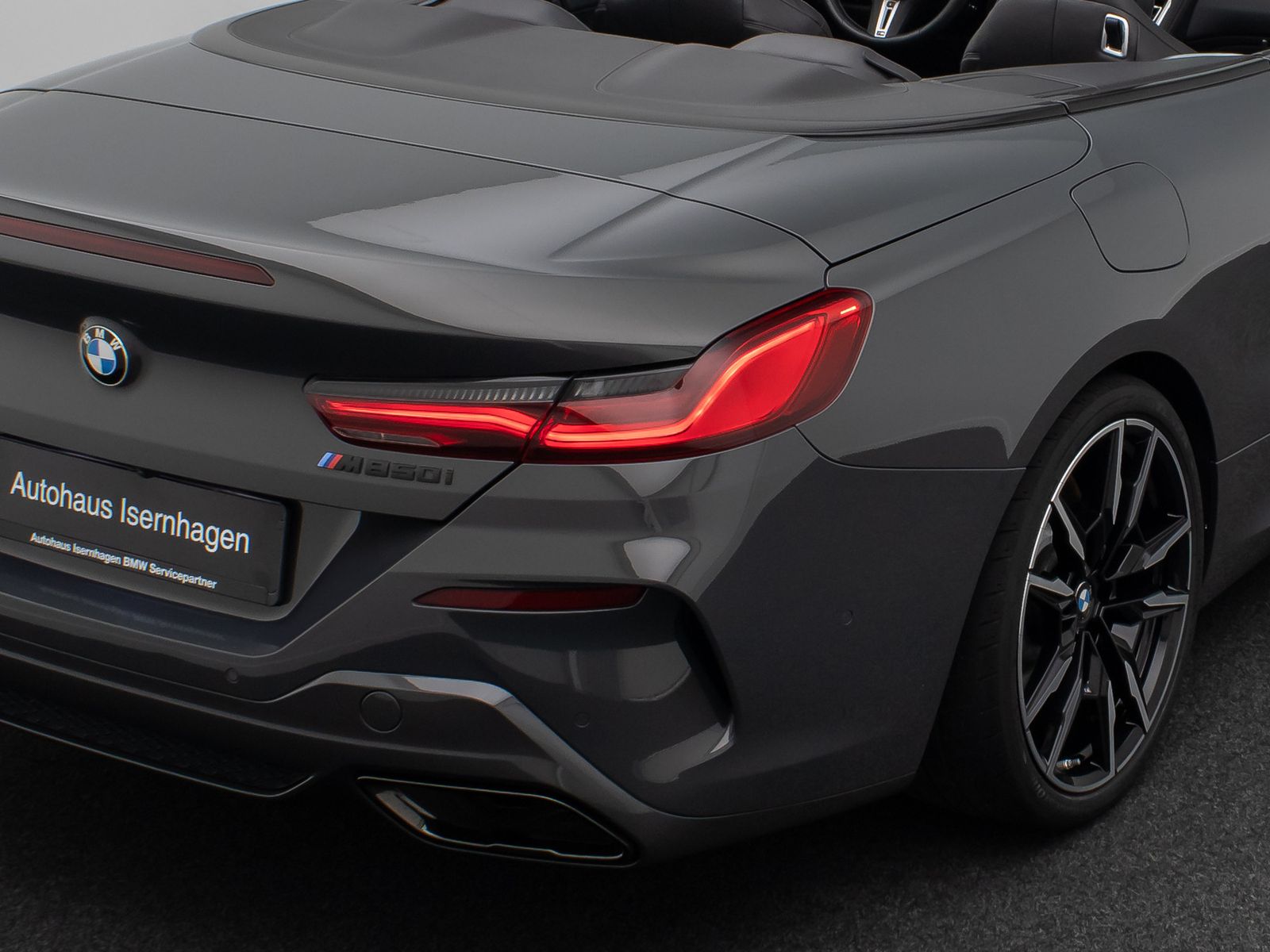 Fahrzeugabbildung BMW M850i xD Cabrio Individual SoftCl 360° Laser 20"