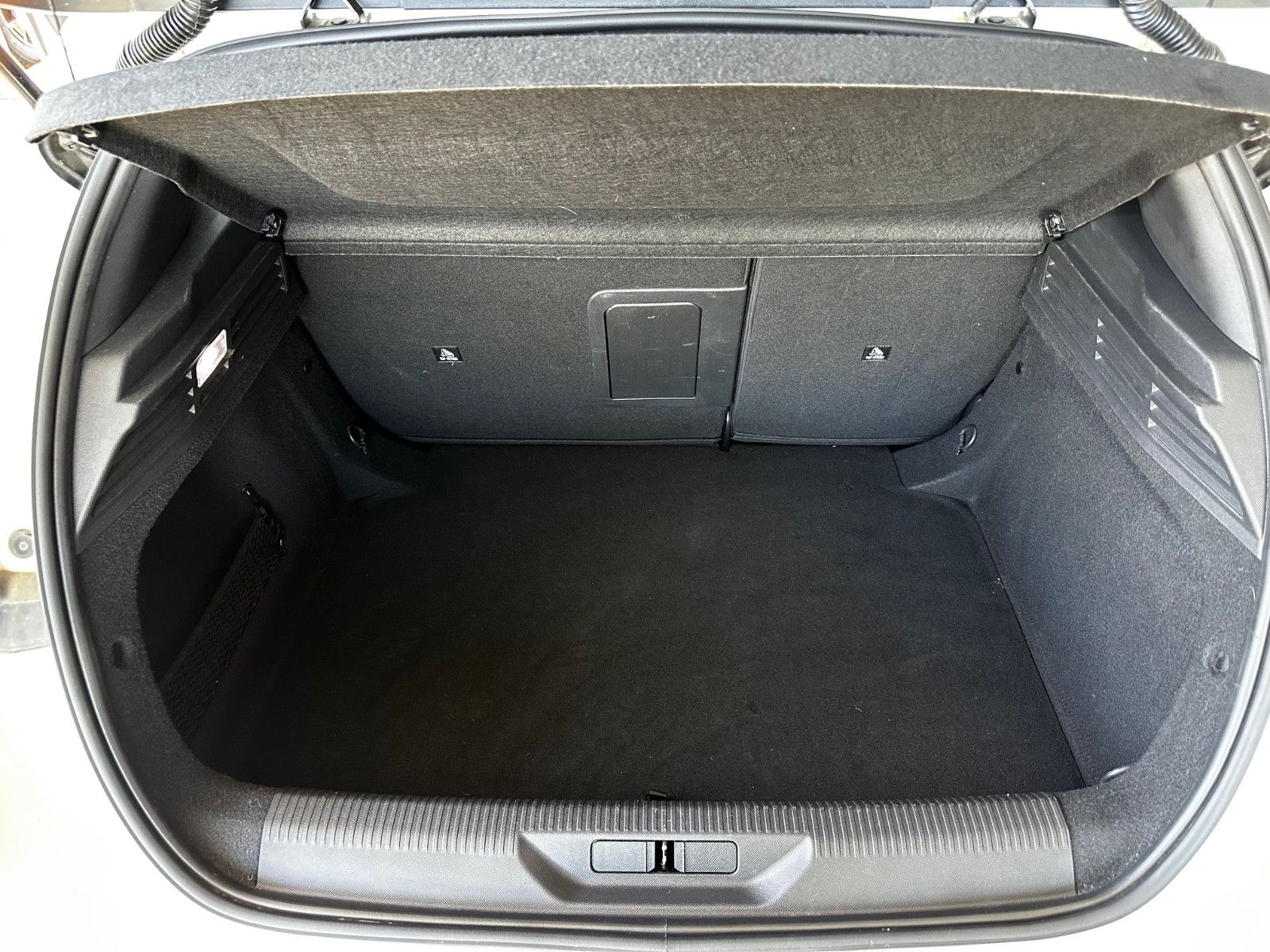 Peugeot 308 1.5 BlueHDi 130 Allure |Kamera|LED|Navi |PDC — Bild 22