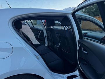 BMW 118 - 9