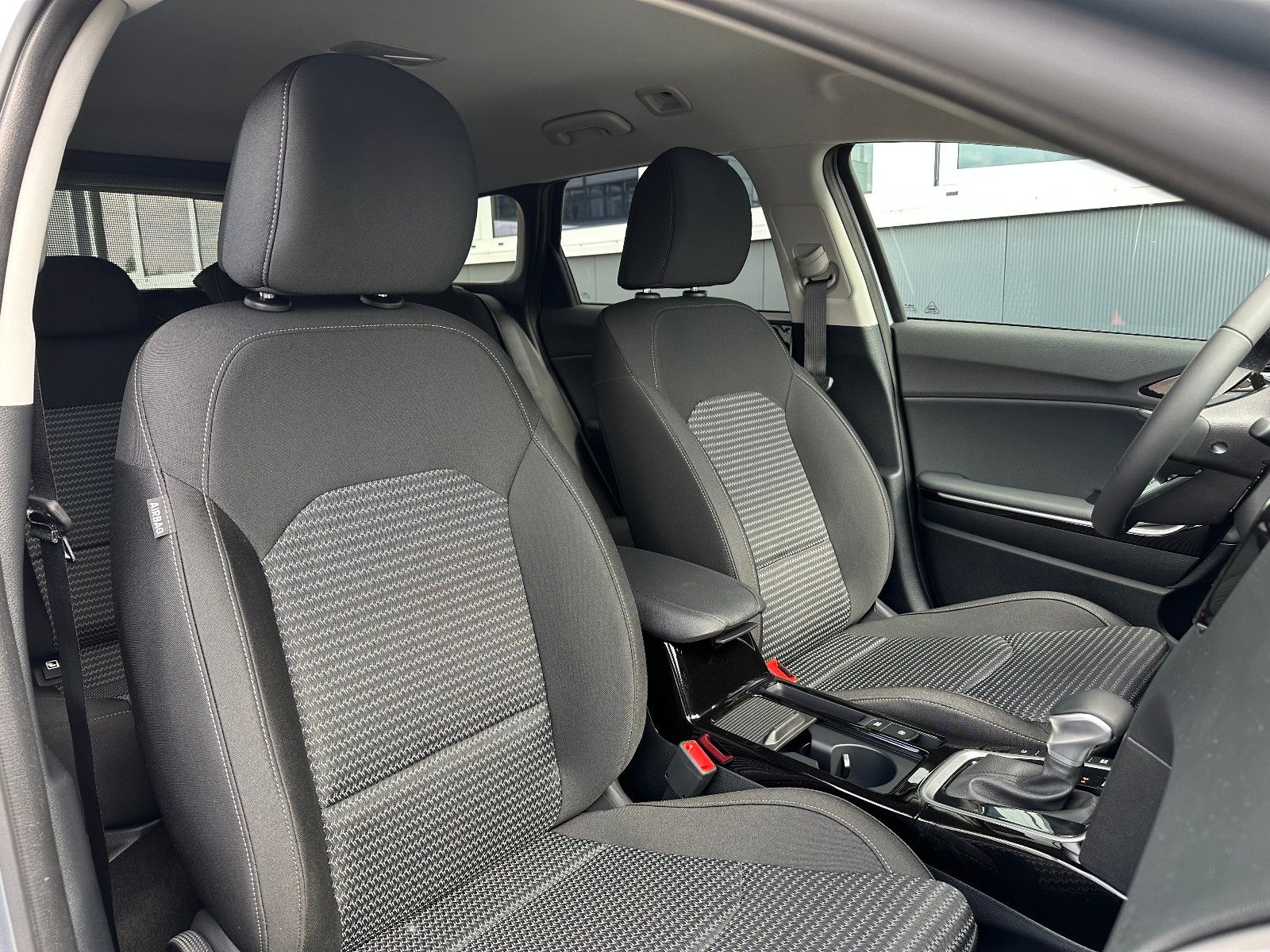 Fahrzeugabbildung Kia cee'd Sportswagon1.5T 48V DCT ULTIMATE STYLE JBL