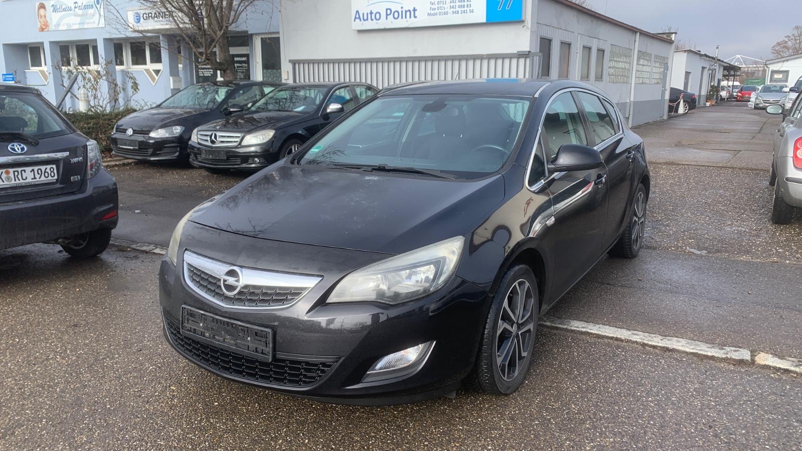 Opel Astra J Lim. 5-trg. Sport
