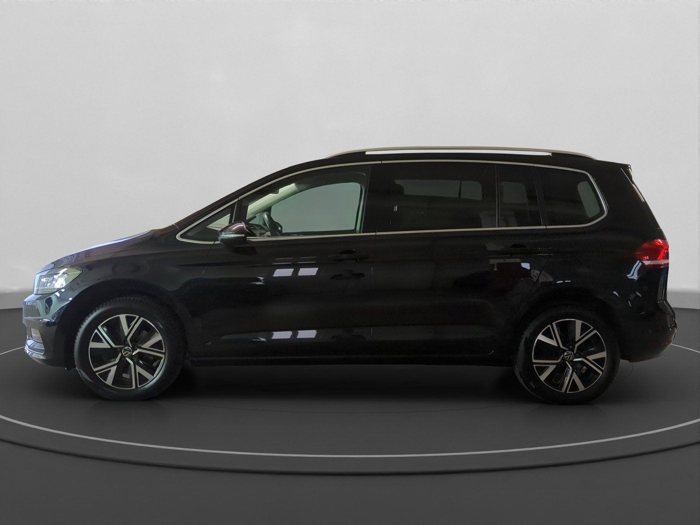 Volkswagen Touran 1.5 TSI DSG Highline LED NAVI KLIMA ACC foto 3