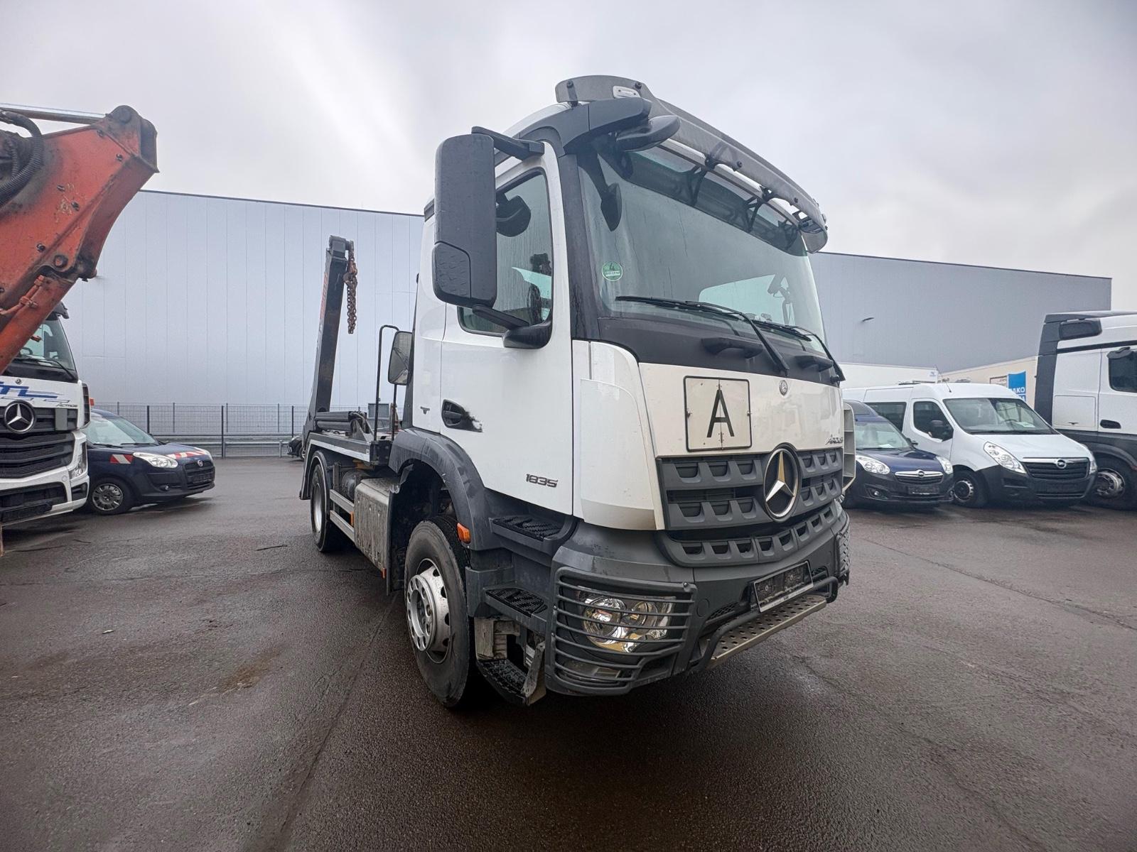 Mercedes-Benz Arocs   1835  Hiab Ftr 12
