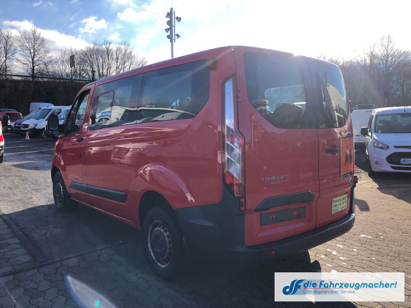 Fahrzeugabbildung Ford Transit Custom Kombi 300 L1 2.2 TDCi *2415 *KLIM