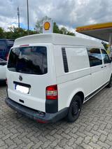Volkswagen T5 - Camper Van Mittelhochdach  - Heckgarage Wohnmobil oder -wagen Mit