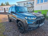 Lada Travel*4x4*AHK*Klima*TÜV 02.2028*1 Hand* - Lada Urban Gebrauchtwagen